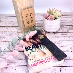 Beautiful Salvation Emmanuelle Snow Like Julie Cross Earring Package Paw Dark Bookmark